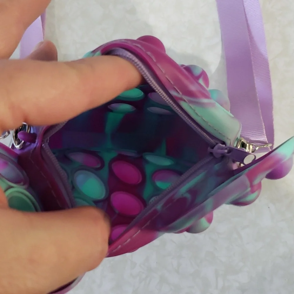 Minnie Mouse‎ Pop it fidget Crossbody purse and handbag for girls.